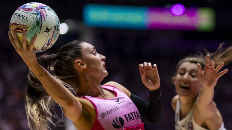 Pulse's Alicia Scholes tangles with Lightning's Beth Cobden during the Grand Final at The 02 arena