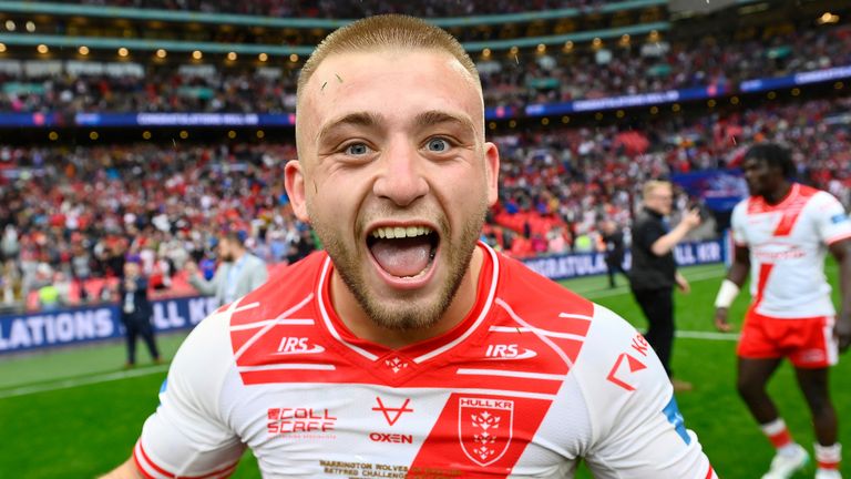 Hull KR star Mikey Lewis has put an end to links with the NRL by signing a new contract at the club